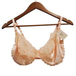 Vtg Valentino Intimo Bra 36D pink/peach Lace Underwire NWT 02710 front close